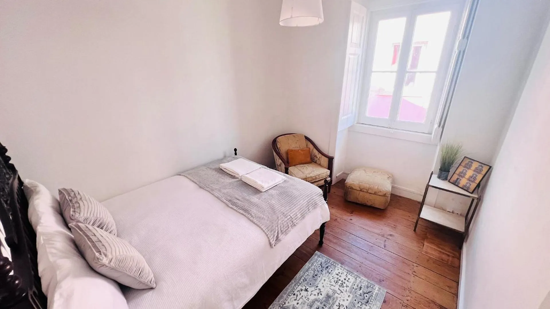 Best Location To Visit Sintra, Next To Station, Perfect For Tourists Apartment