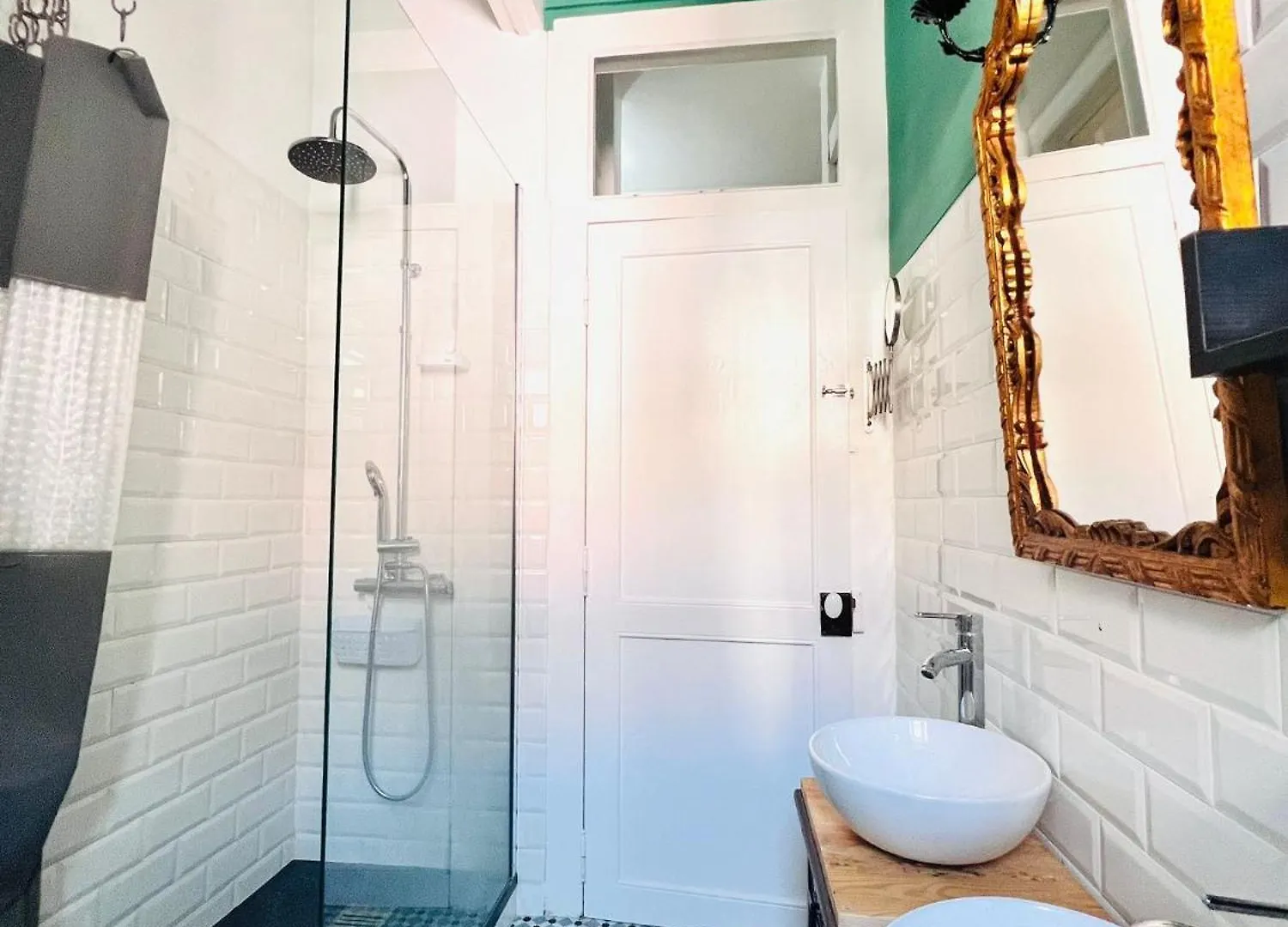 Apartment Best Location To Visit Sintra, Next To Station, Perfect For Tourists