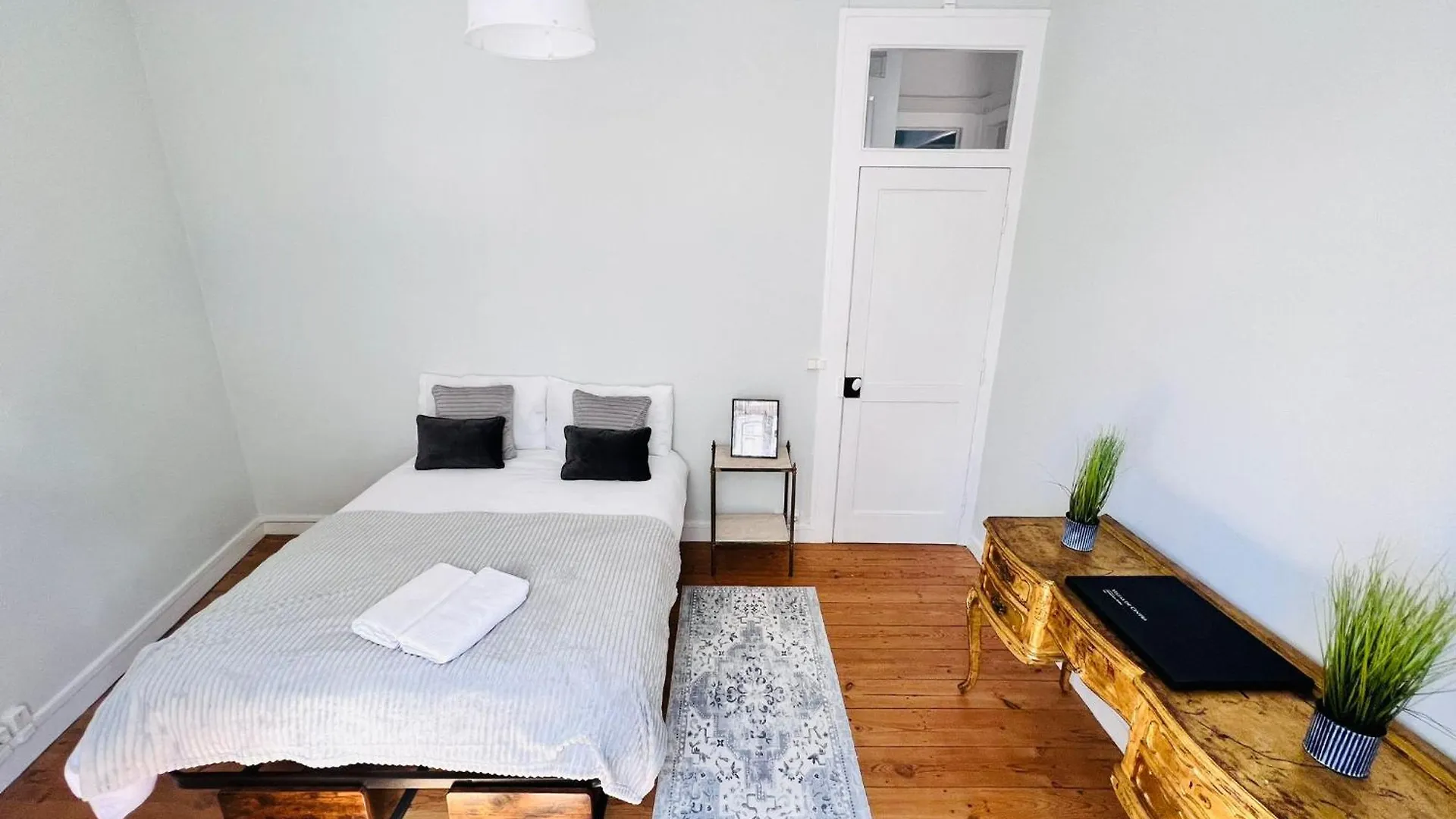 Best Location To Visit Sintra, Next To Station, Perfect For Tourists Apartment Sintra