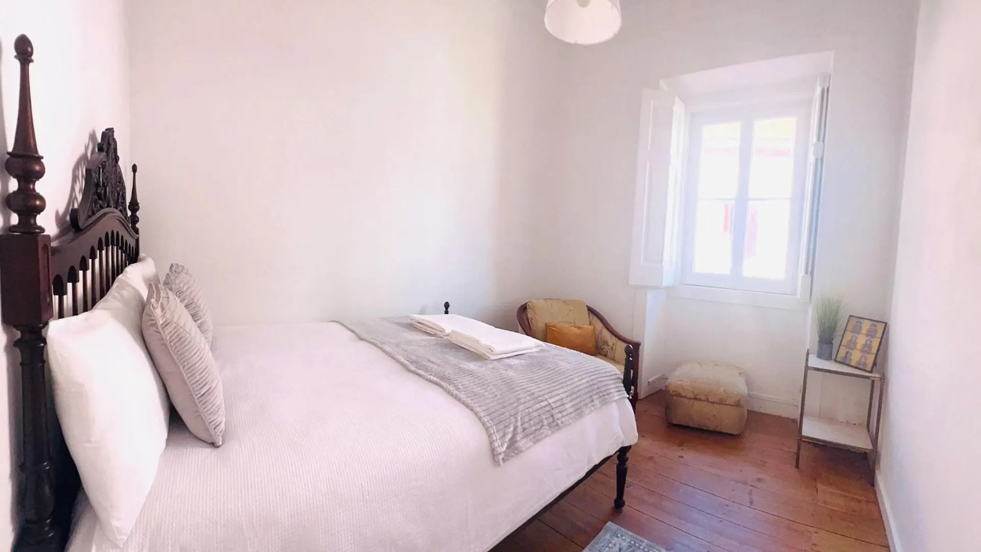Best Location To Visit Sintra, Next To Station, Perfect For Tourists