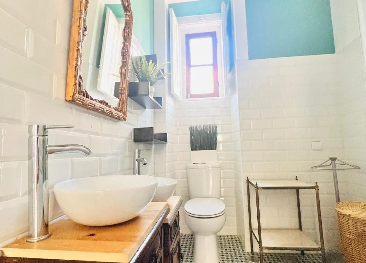Apartment Best Location To Visit Sintra, Next To Station, Perfect For Tourists Portugal
